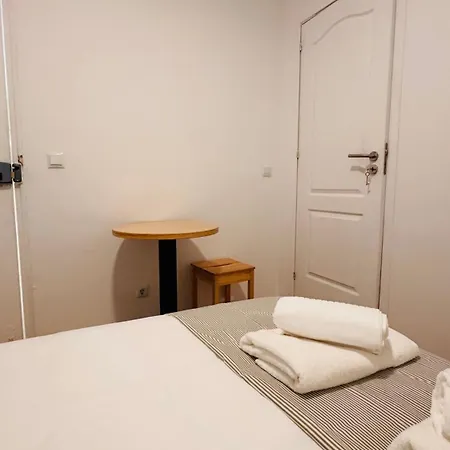 Alameda Rooms-lisbon